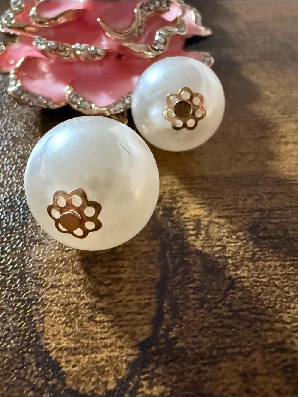 Pink Rose Faux Pearl Rhinestone Gold Tone Purse Charm Keychain - Picture 5 of 5